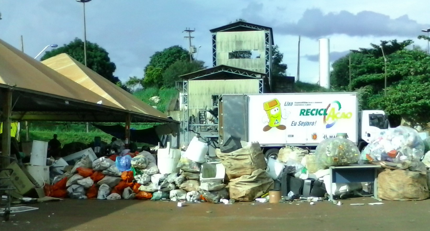 imagem Artigo: Maringá e a necessidade de revisão do Plano Municipal de Gestão Integrada de Resíduos Sólidos