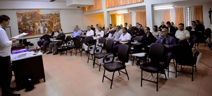 imagem Candidatos ao diaconado permanente finalizam sexta etapa de formação em Maringá