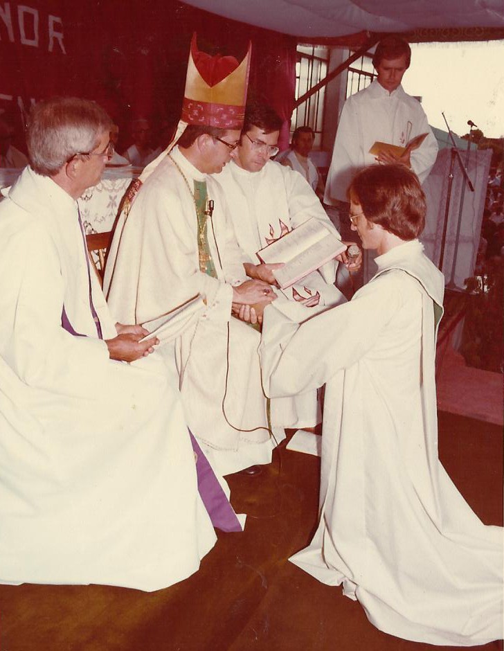 imagem Na Solenidade da Imaculada Conceição de Nossa Senhora, Dom Anuar Battisti celebra 35 anos de ordenação presbiteral