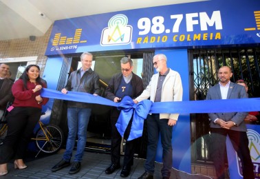 Colmeia FM inaugura novo estúdio auxiliar no centro de Maringá